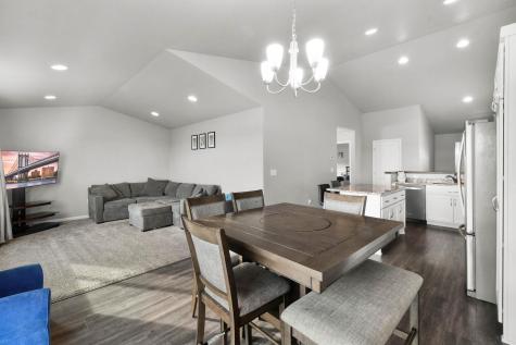 302 8th Street E Horace ND 58047