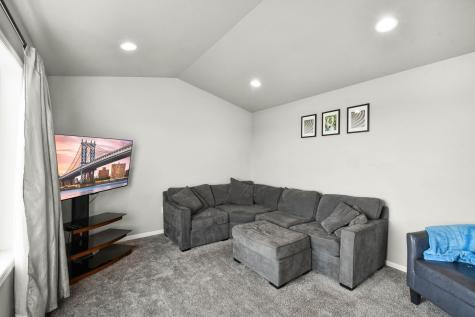 302 8th Street E Horace ND 58047