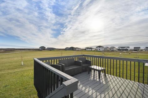 302 8th Street E Horace ND 58047