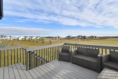 302 8th Street E Horace ND 58047