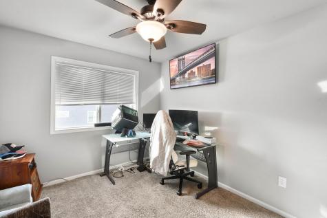 302 8th Street E Horace ND 58047