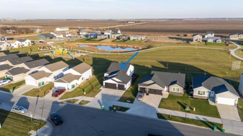 302 8th Street E Horace ND 58047