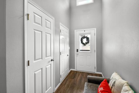 302 8th Street E Horace ND 58047