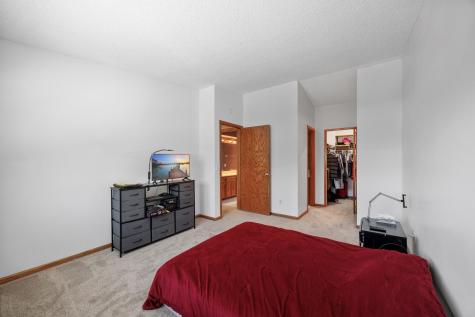 13475 Glenhurst Avenue Savage MN 55378