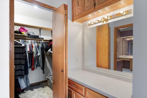 13475 Glenhurst Avenue Savage MN 55378