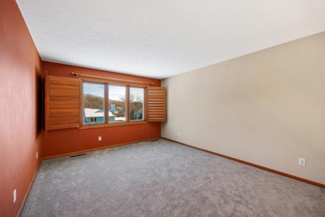 13475 Glenhurst Avenue Savage MN 55378