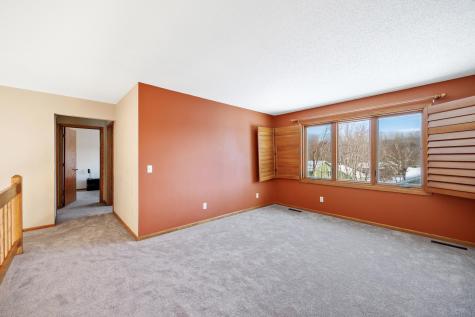 13475 Glenhurst Avenue Savage MN 55378