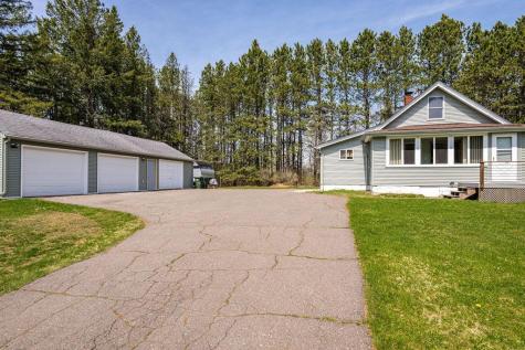 7 North Cloquet Road Esko MN 55733