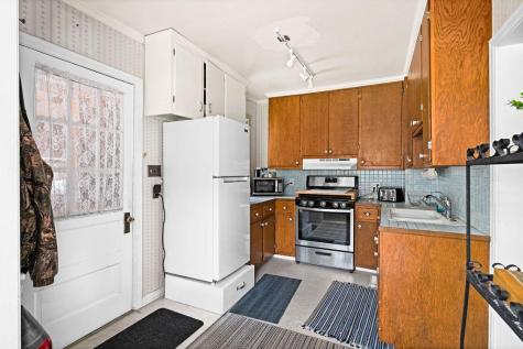 7 North Cloquet Road Esko MN 55733