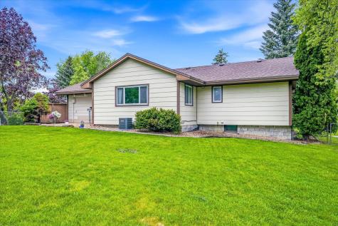 8435 Shadyview Lane N Maple Grove MN 55311