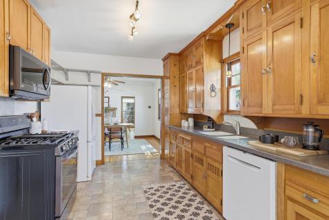 1457 Hoyt Avenue W Falcon Heights MN 55108