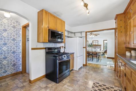 1457 Hoyt Avenue W Falcon Heights MN 55108