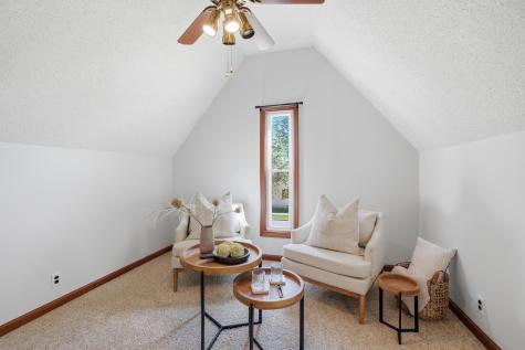 1457 Hoyt Avenue W Falcon Heights MN 55108