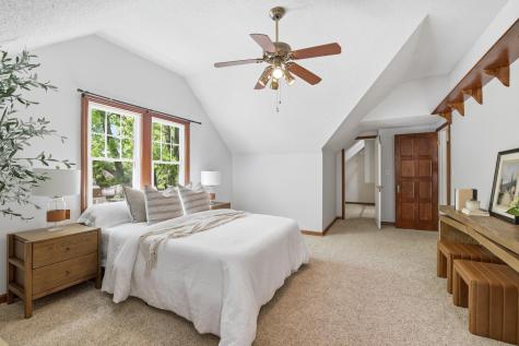 1457 Hoyt Avenue W Falcon Heights MN 55108