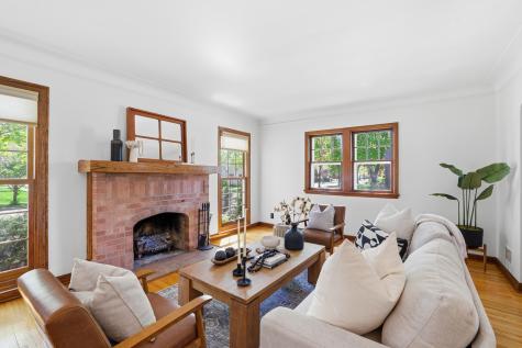 1457 Hoyt Avenue W Falcon Heights MN 55108