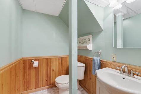 1457 Hoyt Avenue W Falcon Heights MN 55108