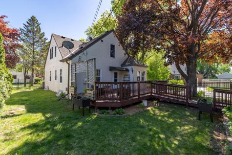 1457 Hoyt Avenue W Falcon Heights MN 55108