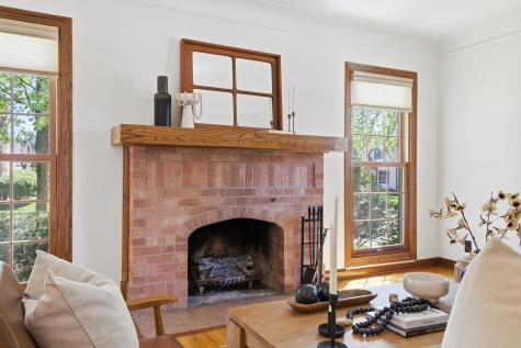 1457 Hoyt Avenue W Falcon Heights MN 55108