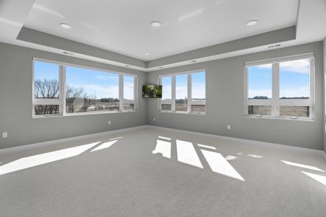 1 Hill Farm Road North Oaks MN 55127