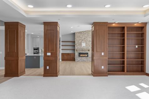 1 Hill Farm Road North Oaks MN 55127