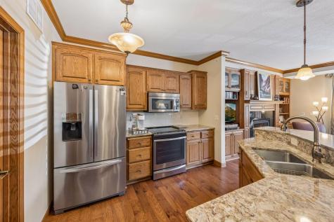 1776 Stieger Lake Lane Victoria MN 55386