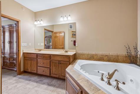 1776 Stieger Lake Lane Victoria MN 55386