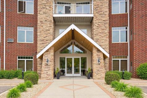 1776 Stieger Lake Lane Victoria MN 55386