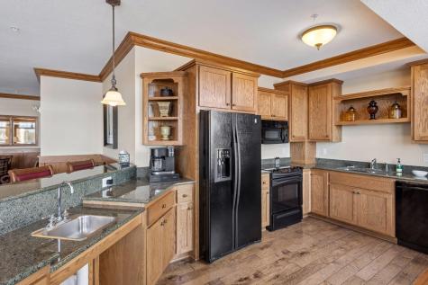 1776 Stieger Lake Lane Victoria MN 55386