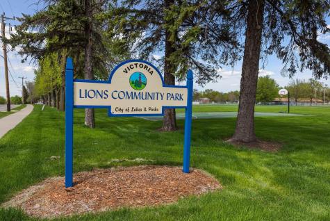 1776 Stieger Lake Lane Victoria MN 55386
