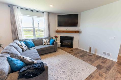 18817 Edison Court NW Elk River MN 55330