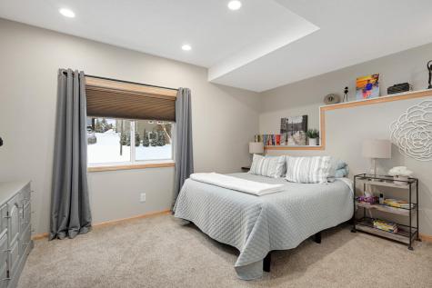 11747 Independence Way Woodbury MN 55129