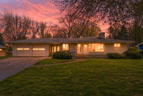 30625 Broadway Street Lindstrom MN 55045