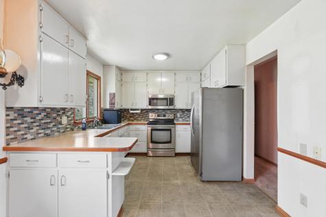30625 Broadway Street Lindstrom MN 55045