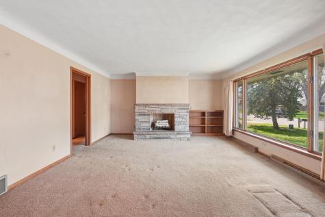 30625 Broadway Street Lindstrom MN 55045