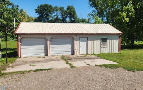 792 2nd Street NW Hillsboro ND 58045