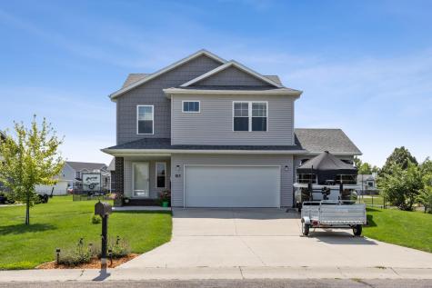 813 8th Avenue NE Dilworth MN 56529