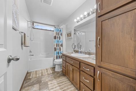 813 8th Avenue NE Dilworth MN 56529
