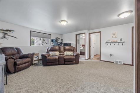 813 8th Avenue NE Dilworth MN 56529