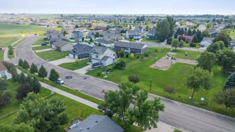 813 8th Avenue NE Dilworth MN 56529