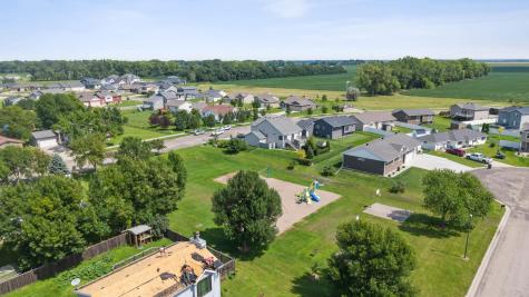 813 8th Avenue NE Dilworth MN 56529