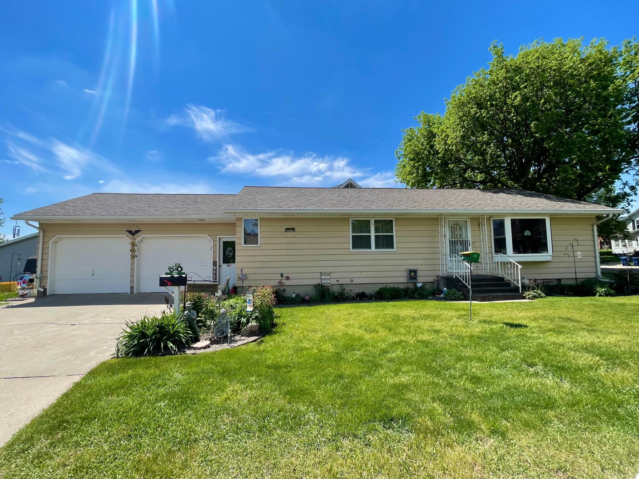 115 W Lincoln Street Springfield MN 56087