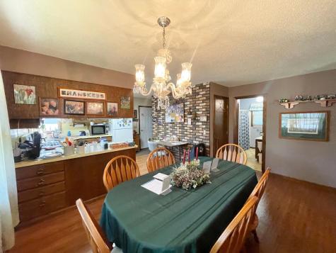 115 W Lincoln Street Springfield MN 56087