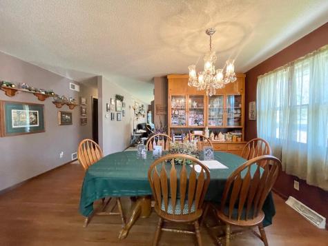 115 W Lincoln Street Springfield MN 56087