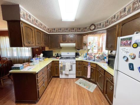 115 W Lincoln Street Springfield MN 56087