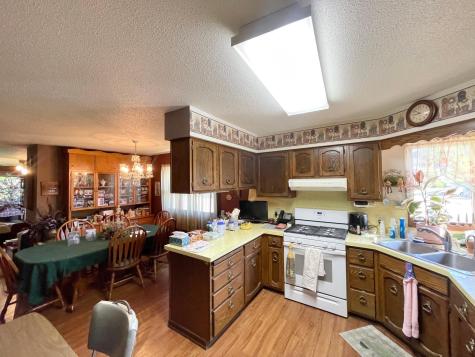 115 W Lincoln Street Springfield MN 56087