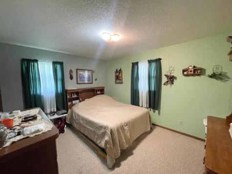 115 W Lincoln Street Springfield MN 56087