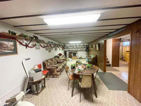 115 W Lincoln Street Springfield MN 56087