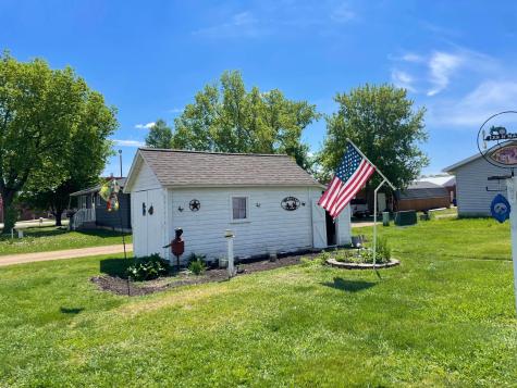 115 W Lincoln Street Springfield MN 56087