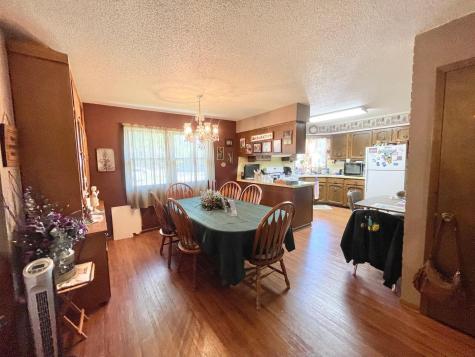 115 W Lincoln Street Springfield MN 56087