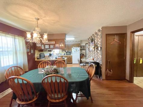 115 W Lincoln Street Springfield MN 56087